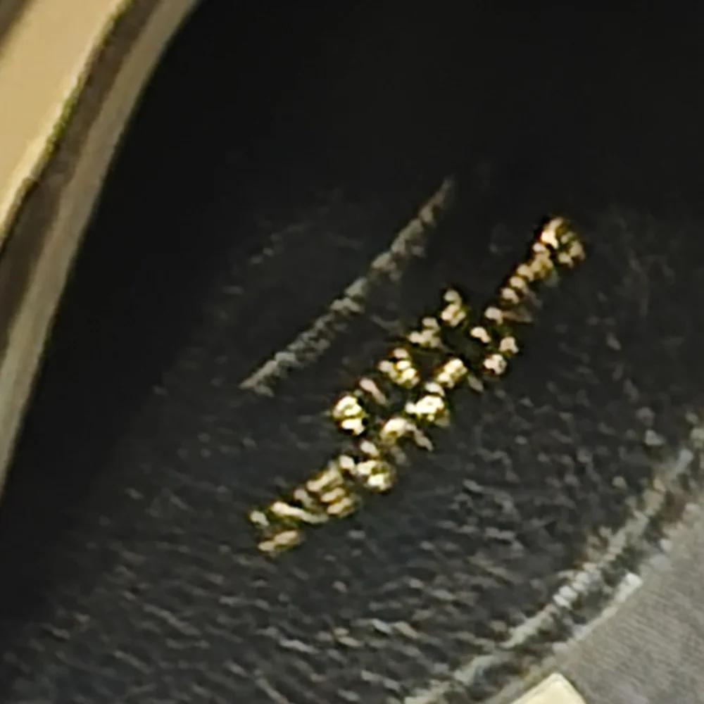 SAINT LAURENT CARD HOLDER/ BRAND NEW - Picture 3 of 3